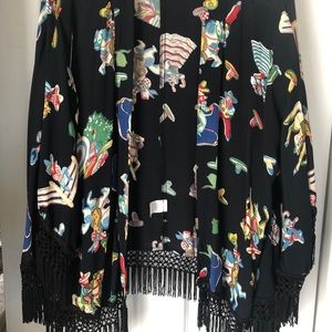 Cousin Earl fringe kimono